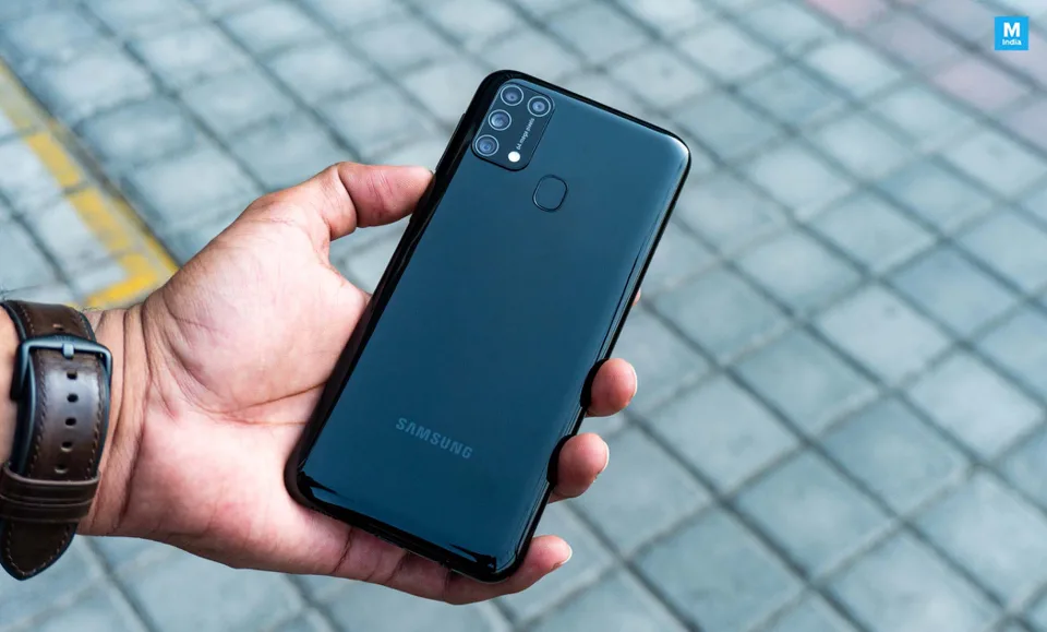  هاتف Galaxy M31 من أفضل جوالات رخيصة 2022